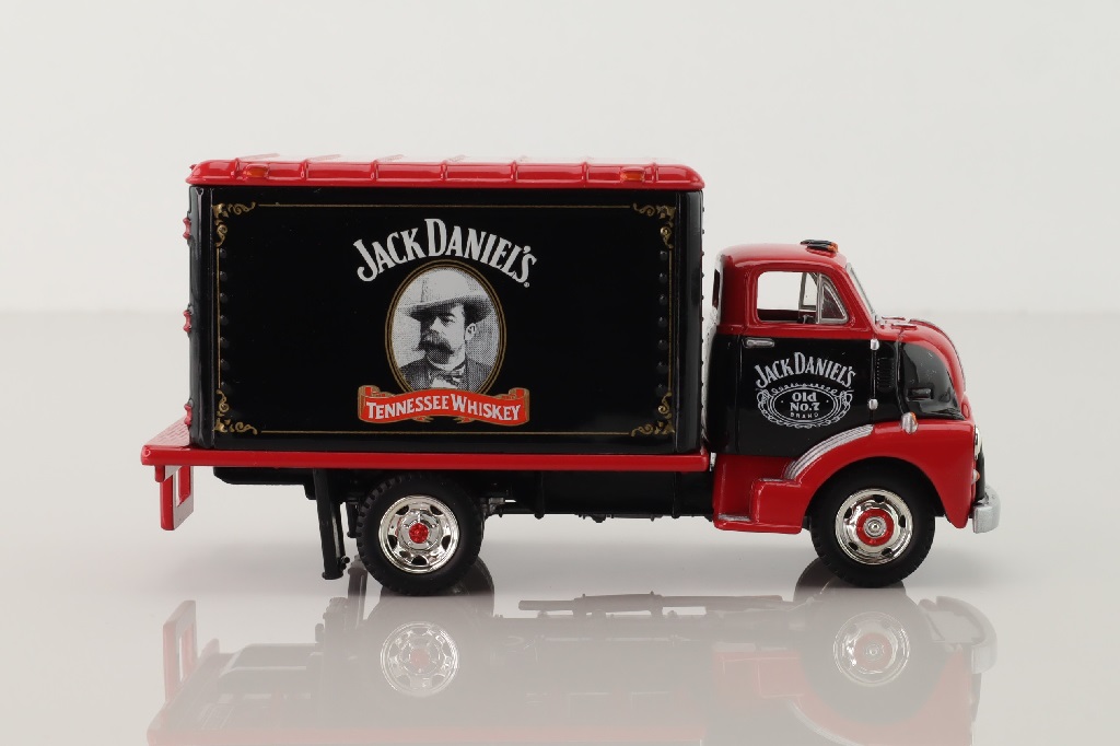 92155; 1948 GMC COE Truck; Jack Daniels Portait, Tennessee Whiskey